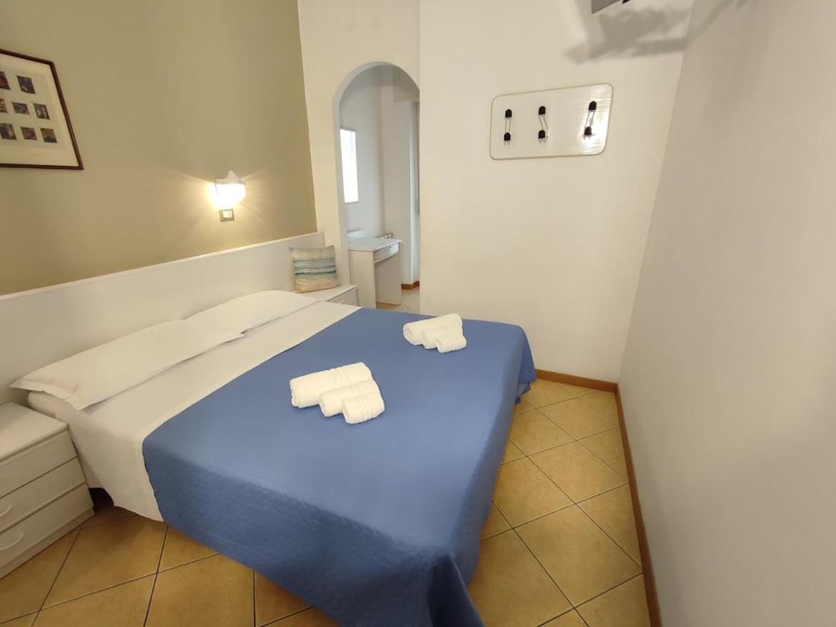 Hotel Athena B&B Gabicce Mare Extérieur photo