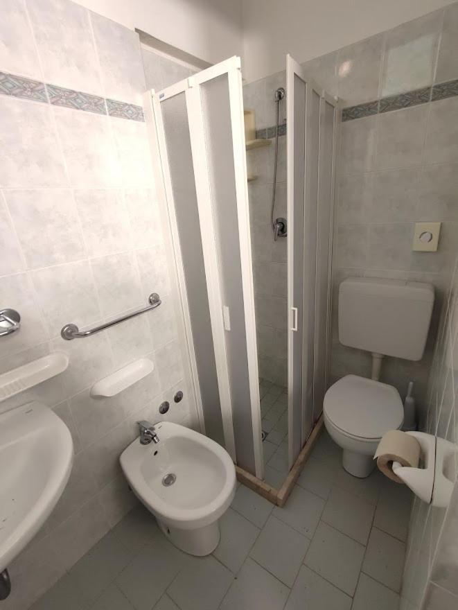 Hotel Athena B&B Gabicce Mare Extérieur photo