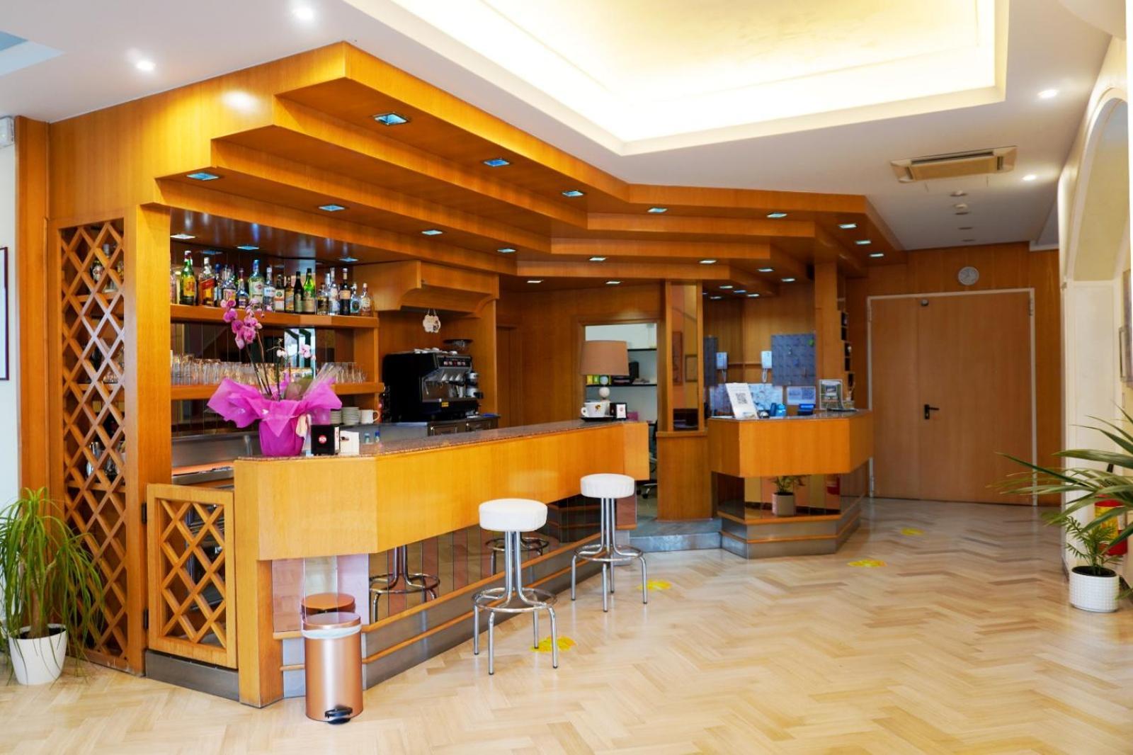 Hotel Athena B&B Gabicce Mare Extérieur photo